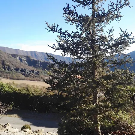 Location Les Iris La Robine-Sur-Galabre